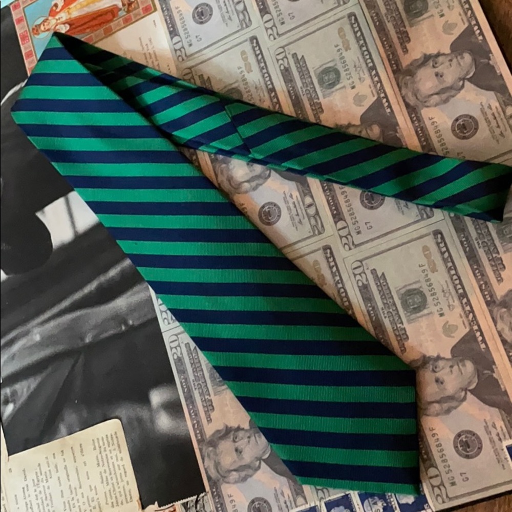 Silk tie